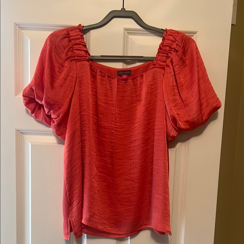 Vince Camuto Red Puff Sleeve Ruched Blouse